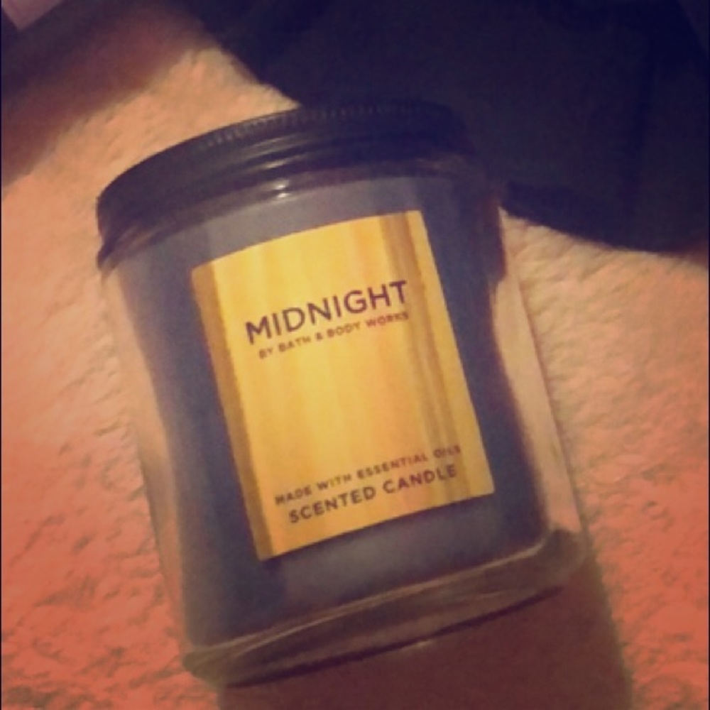 Bath & Body Works Candle - Midnight